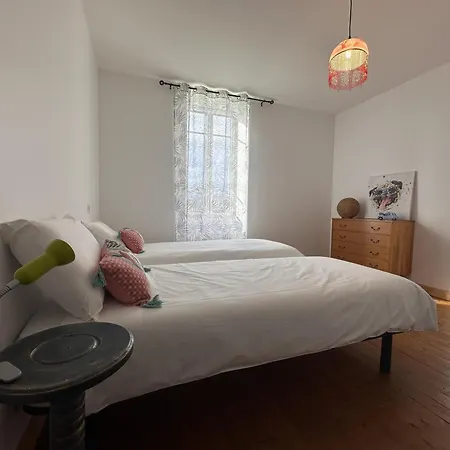 Ferienhaus Maison De Famille 19ᵉ Avec Terrasse Et Jardin, Ideal Pour 10 Pers. - Fr-1-489-406 *