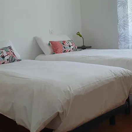 Maison De Famille 19ᵉ Avec Terrasse Et Jardin, Ideal Pour 10 Pers. - Fr-1-489-406 * Cindré